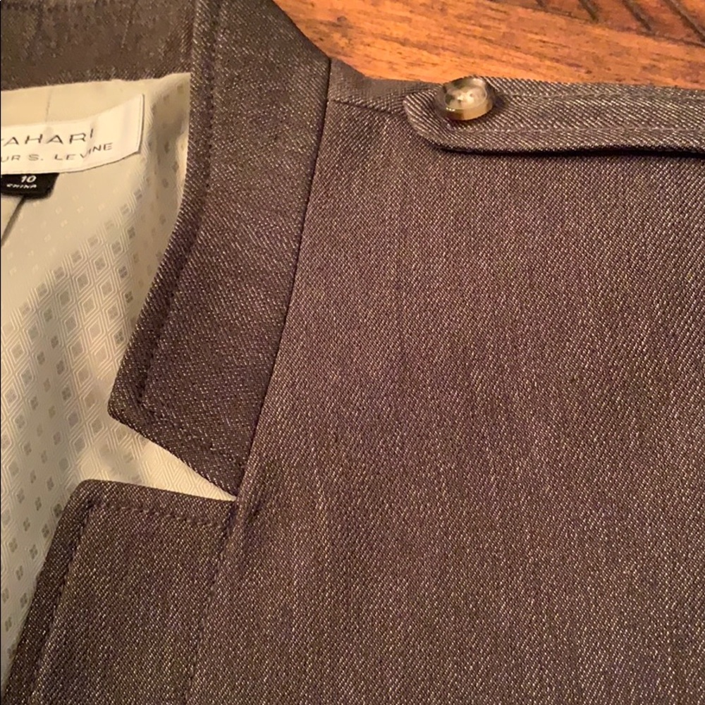 Tahari Solid Single Button Pant Suit Olive Green - Picture 9 of 16
